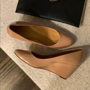 J. Crew Silvia nude Patent wedges